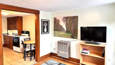 30 Dana St in Lebanon, NH - Building Photo - Building Photo