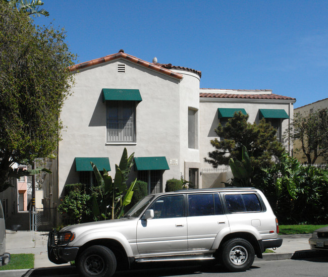 140 S Elm Dr in Beverly Hills, CA - Building Photo - Building Photo