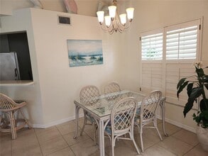 6566 Fairway Gardens Dr in Bradenton, FL - Building Photo - Building Photo