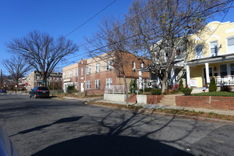 The Burroughs in Washington, DC - Building Photo - Building Photo