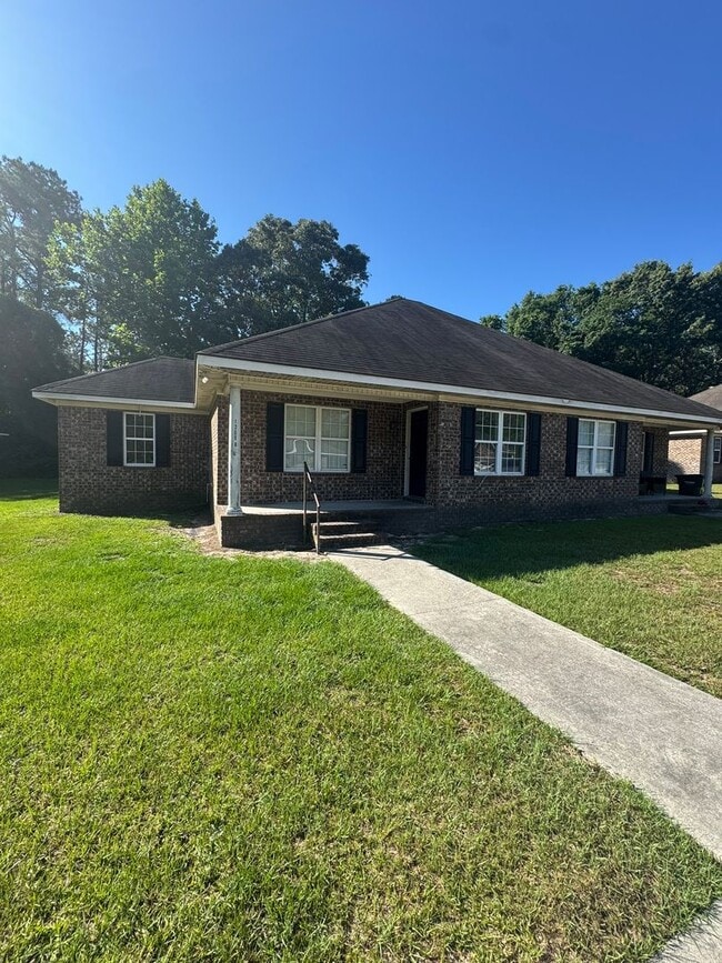property at 1208 Beaver Creek Dr