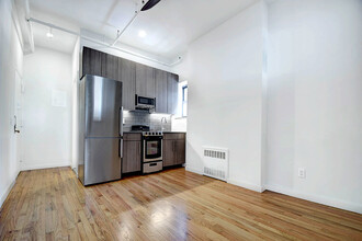 79 Rivington Owner LLC in New York, NY - Building Photo - Building Photo