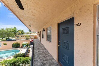 1545 Miami Rd-Unit -203 in Fort Lauderdale, FL - Building Photo - Building Photo