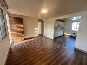461 Locust St in Sandy, UT - Building Photo - Building Photo