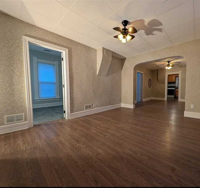 property at 1580 Wayne St