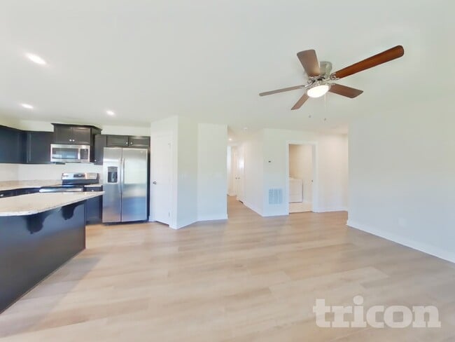 2833 Thornton Grove Blvd in Nashville, TN - Foto de edificio - Building Photo