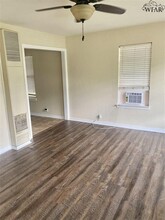 1613 35th St in Wichita Falls, TX - Building Photo - Building Photo
