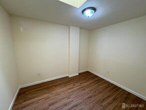 290 King St in Perth Amboy, NJ - Building Photo - Building Photo