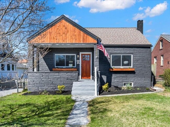 property at 3834 1/2 Derry St