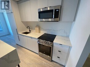 1182-1182 King St W in Toronto, ON - Building Photo - Building Photo