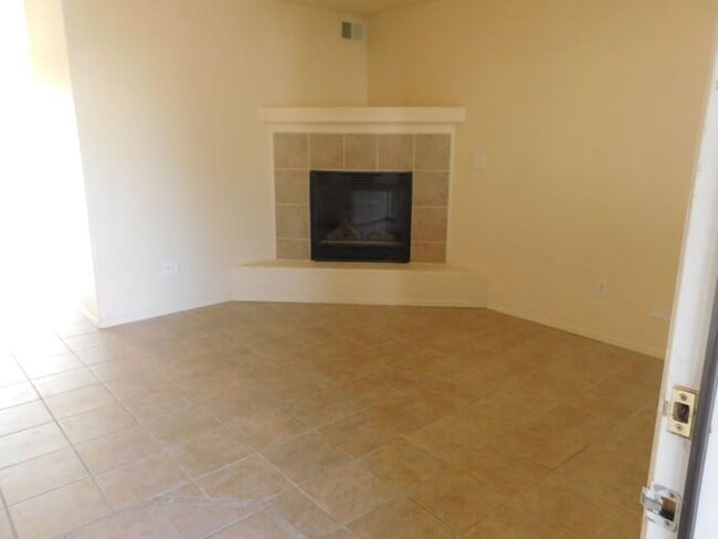 668 Pleasant Ct in Grand Junction, CO - Building Photo - Building Photo