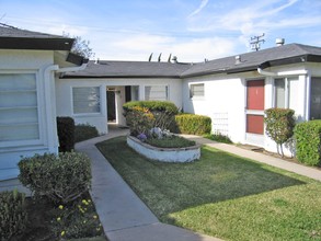 1911 Church St in Costa Mesa, CA - Building Photo - Building Photo