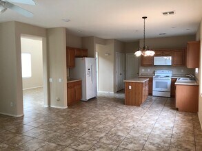 11713 W Lincoln St in Avondale, AZ - Building Photo - Building Photo