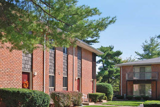 Crest Ridge Apartments in West Orange, NJ - Building Photo - Building Photo