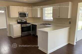 129 Meadowview Ln in Powder Springs, GA - Foto de edificio - Building Photo