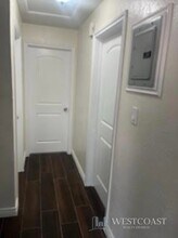 1041 W Reeve St in Compton, CA - Building Photo - Building Photo