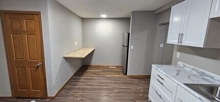 506 Bay St in Chippewa Falls, WI - Foto de edificio - Building Photo