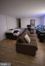 414 S 15th St in Philadelphia, PA - Building Photo - Building Photo