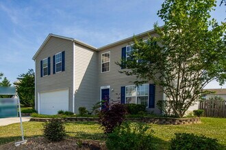 1928 Slumber Oaks Ct in Huntersville, NC - Foto de edificio - Building Photo