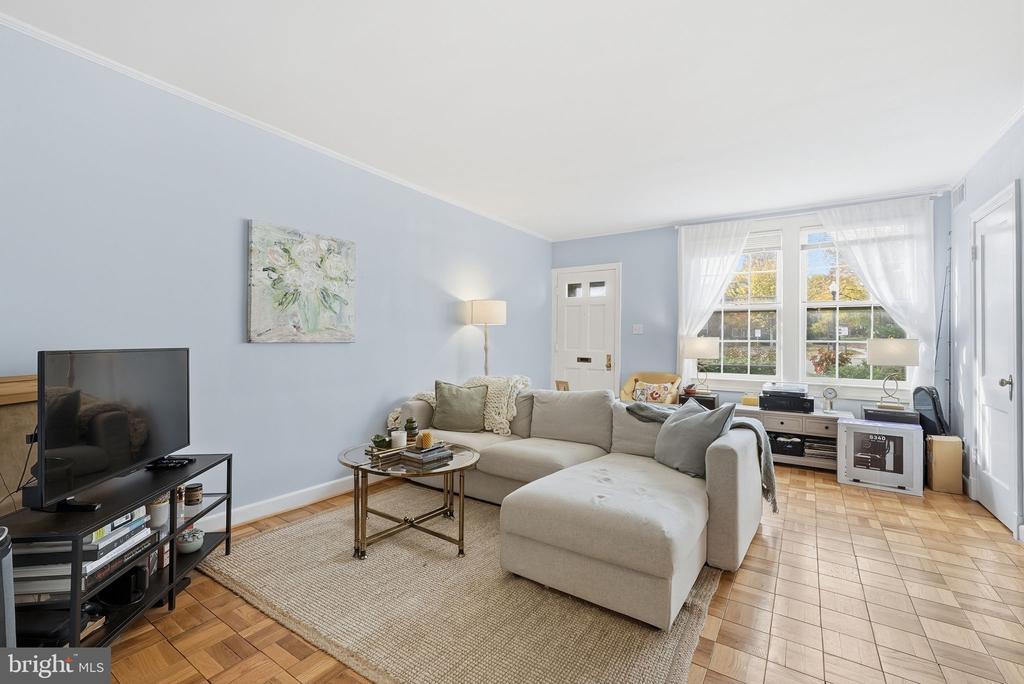 2700 13th Rd S in Arlington, VA - Building Photo