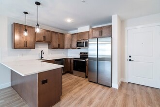 275 Livingston in New Brunswick, NJ - Building Photo - Building Photo