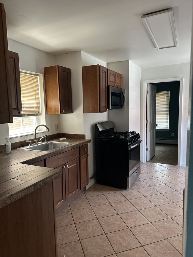 property at 24 S Bridge St