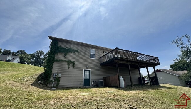 825 Tommie Ln in Soddy Daisy, TN - Building Photo - Building Photo