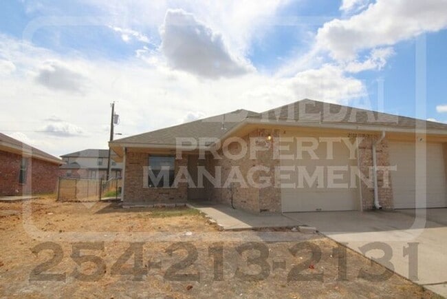 2802 Alma Dr in Killeen, TX - Building Photo - Building Photo