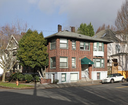 1705 E Burnside St Apartments