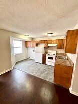 4721 Samantha Ave in Jonesboro, AR - Building Photo