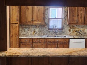 522 S Lincoln St, Unit Apt E in Laramie, WY - Building Photo - Building Photo