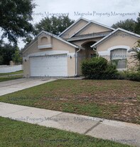 254 Hunt St in Clermont, FL - Building Photo