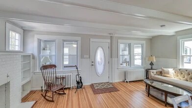 32 W Johnson Ave in Somers Point, NJ - Building Photo - Building Photo