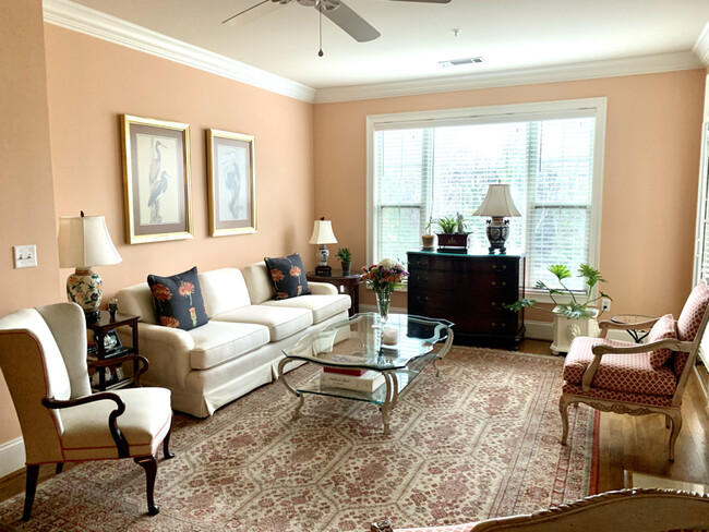 2300 Peachford Rd in Atlanta, GA - Building Photo - Building Photo