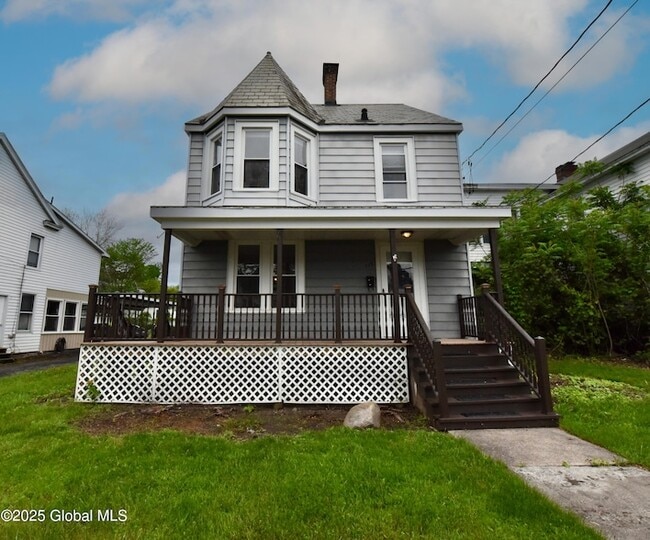property at 113 S 3rd Ave