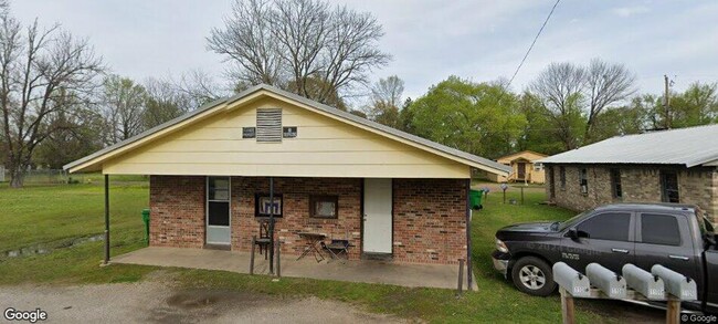1108 Railroad St in Columbus, MS - Building Photo - Building Photo