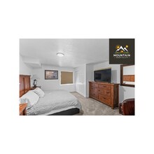 1869 Dale Ridge Ave in Salt Lake City, UT - Building Photo - Building Photo