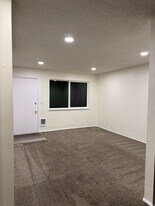 10401 66th Ave E in South Hill, WA - Building Photo