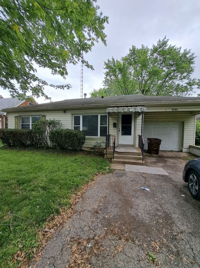 property at 4520 Rosemary Ave.
