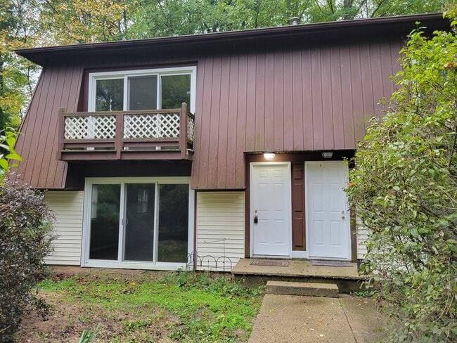 18677 W Spring Lake Rd in Spring Lake, MI - Building Photo - Building Photo