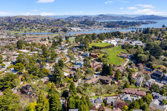 915 W California Ave in Mill Valley, CA - Building Photo - Building Photo