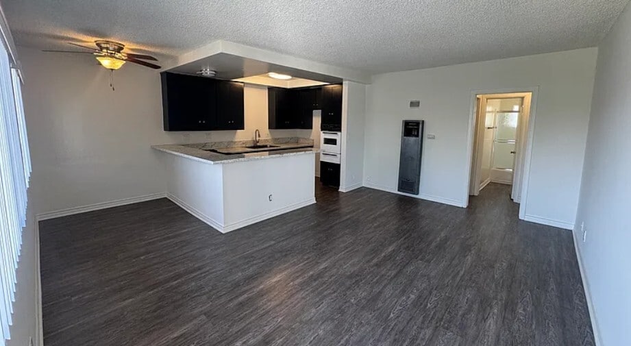 Tea House in Downey, CA - Building Photo