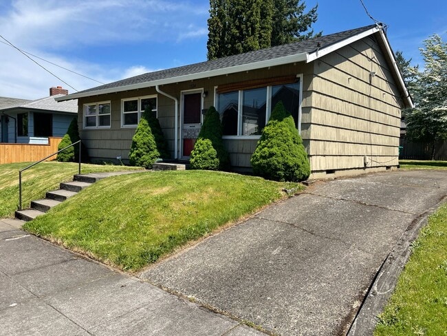 7324 N Boston Ave in Portland, OR - Building Photo - Building Photo