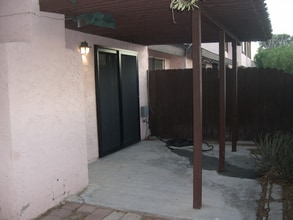 4310 Caliente St in Las Vegas, NV - Building Photo - Building Photo