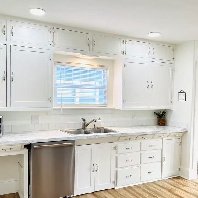 713 Front St in Lynden, WA - Building Photo - Building Photo