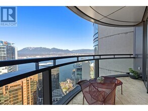 838-3838 W Hastings St in Vancouver, BC - Building Photo - Building Photo