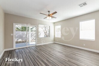 934 E Shady Charmer Ave in Henderson, NV - Building Photo - Building Photo