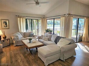 12299 McGregor Woods Cir in Ft. Myers, FL - Building Photo - Building Photo