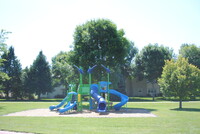 Williow Trail in Brookings, SD - Foto de edificio - Building Photo