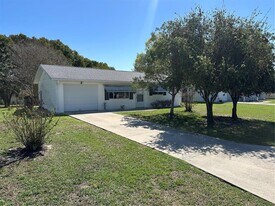11143 SW 78th Ave in Ocala, FL - Building Photo